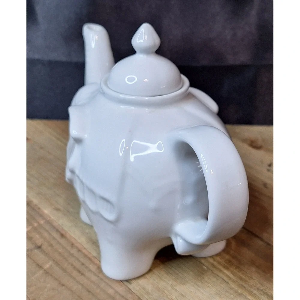 BIA Cordon Bleu White Porcelain Elephant Teapot Ceramic Glossy Animal Pitcher